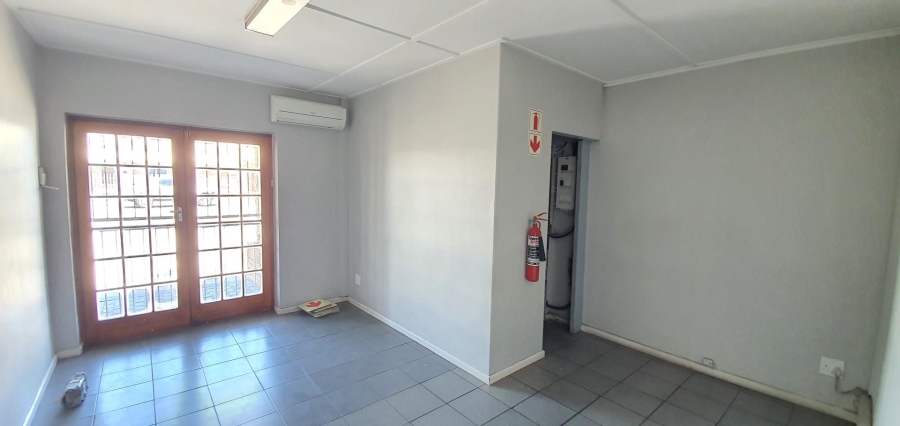 To Let commercial Property for Rent in Airport Industria Western Cape